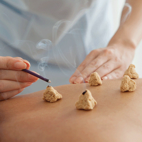 Ai Jiu ( Tütsü ) Terapi